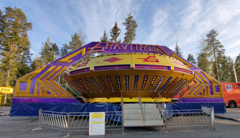 Gravitron – Suomen Tivoli